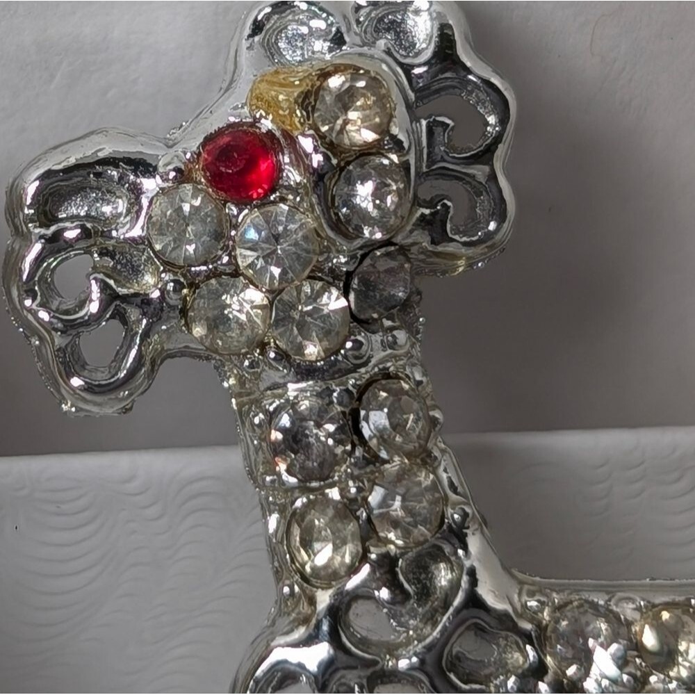 Vintage Poodle Brooch Pair Rhinestone Dog Pins Gold Silver Figural Grandmacore - Picture 9 of 11